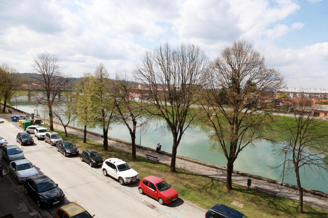 Apartman Lucija Karlovac Buitenkant foto