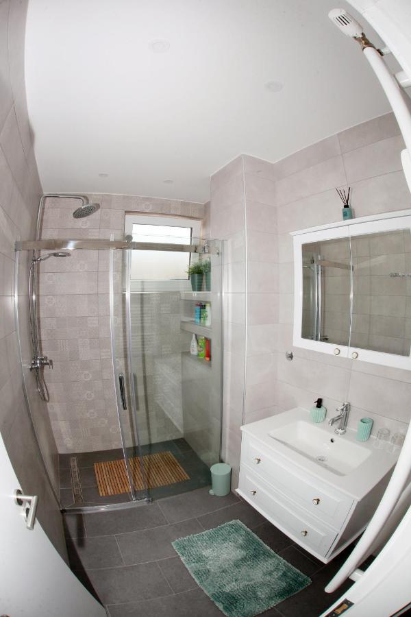 Apartman Lucija Karlovac Buitenkant foto