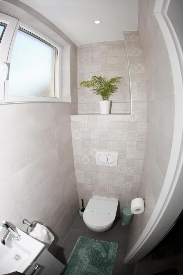 Apartman Lucija Karlovac Buitenkant foto